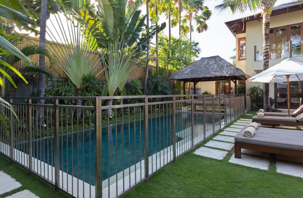 Villa Suar Drupadi Seminyak Exterior foto