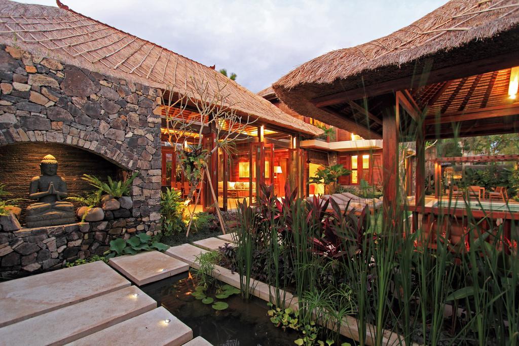 Villa Suar Drupadi Seminyak Exterior foto